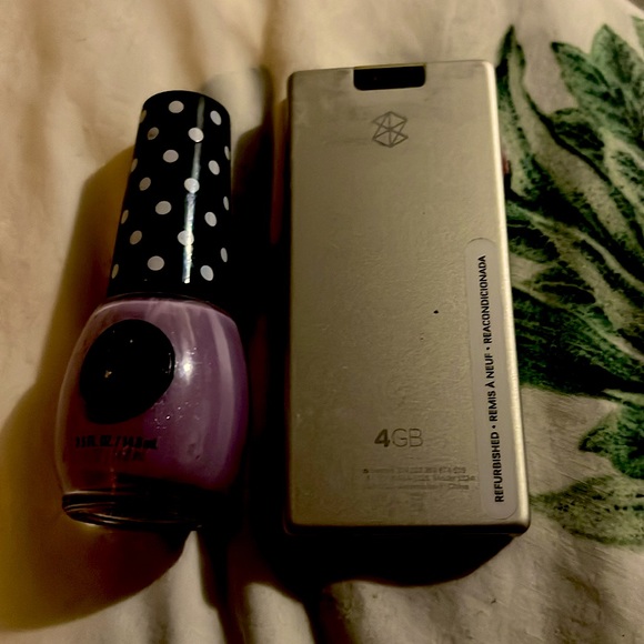 Zune IPod - Picture 3 of 5